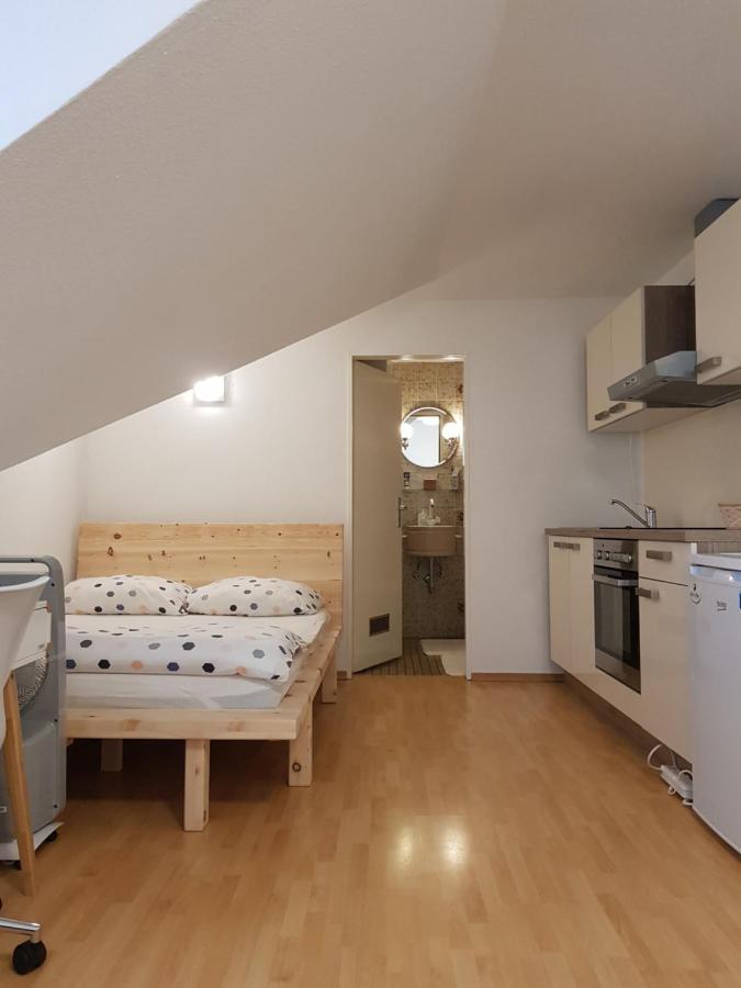 Sonniges Dach-Ferienzimmer Lindau  Buitenkant foto