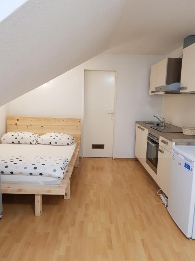 Sonniges Dach-Ferienzimmer Lindau  Buitenkant foto